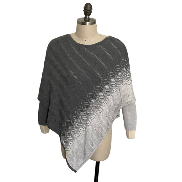 WHBM Poncho Sweater Size XS - Picture 1 of 9